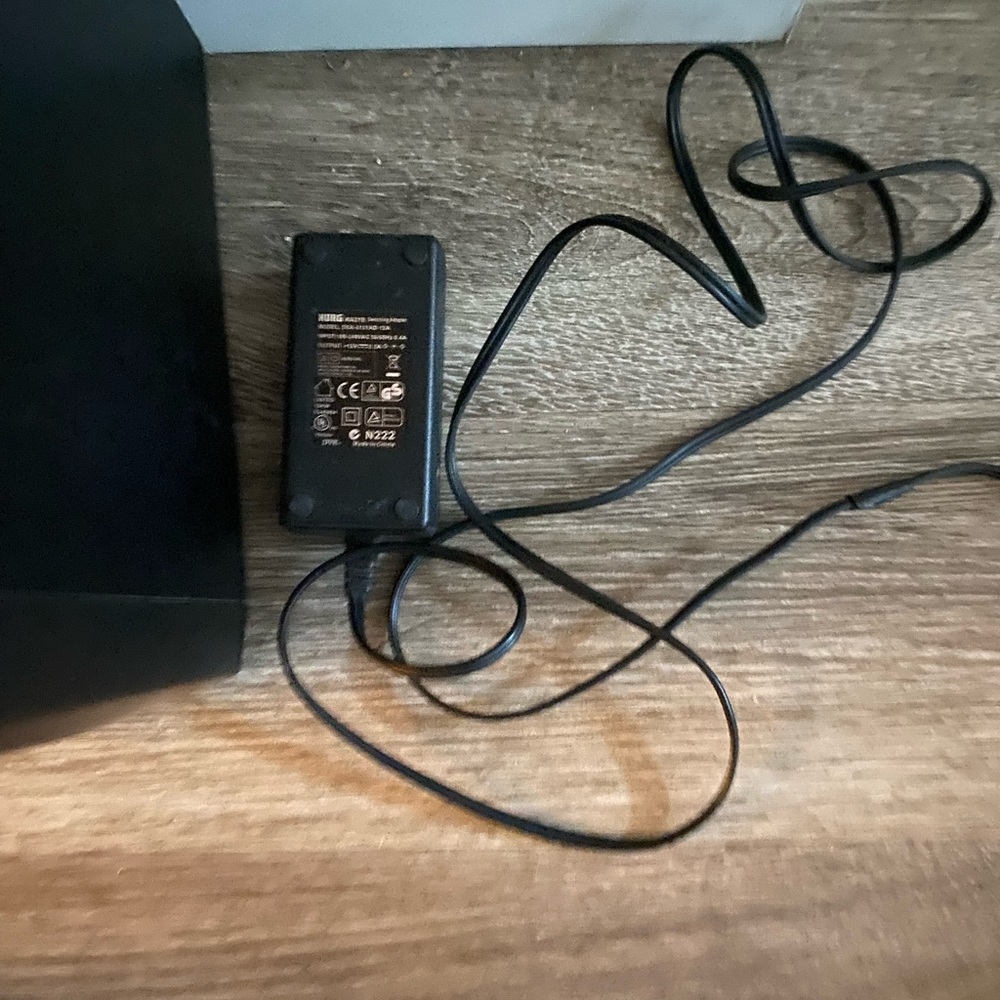 Krong keyboard, jbl speaker